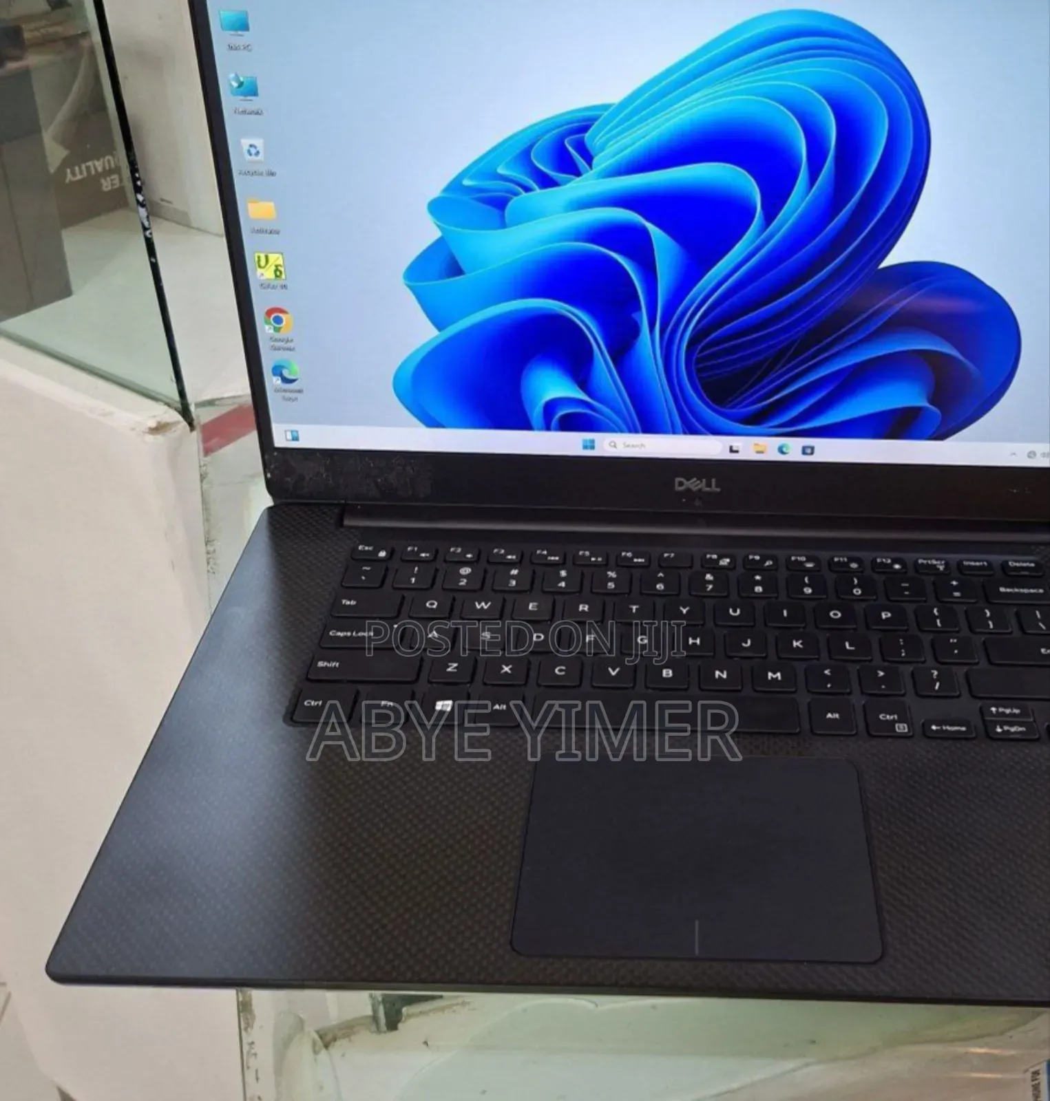 New Laptop Dell Precision 15 5540 16GB Intel Core I7 SSD 512GB