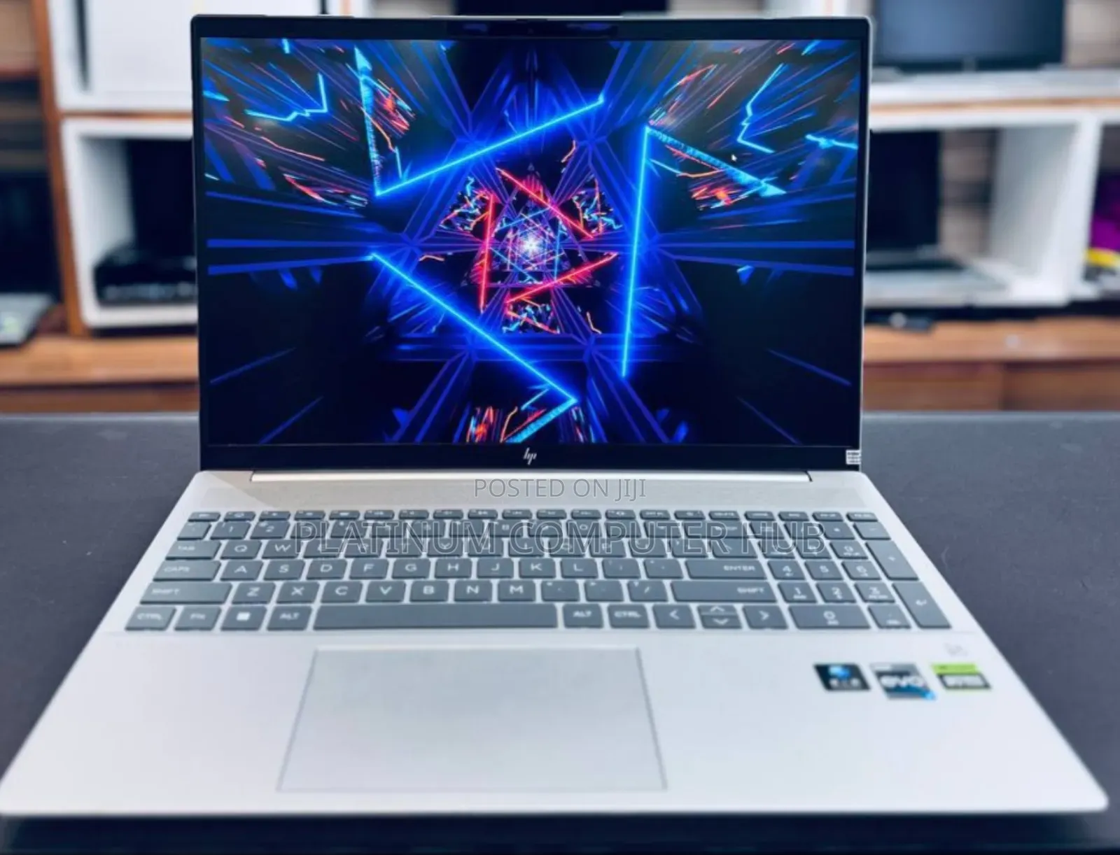 New Laptop HP Pavilion 17 16GB Intel Core I7 SSD 1T