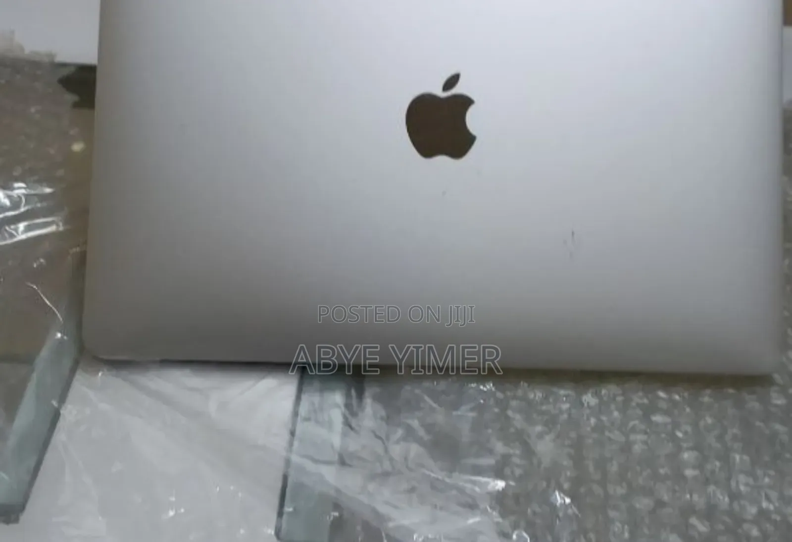 New Laptop Apple MacBook Pro 2017 8GB Intel Core I5 SSD 256GB