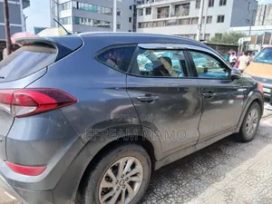 Hyundai Tucson 2017 Gray