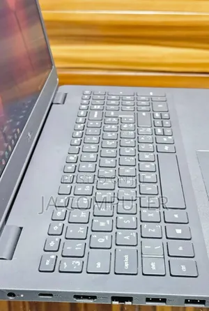 New Laptop Dell Vostro 15 5568 8GB Intel Core I5 SSD 512GB