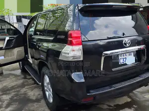 Photo - Toyota Land Cruiser Prado 2014 Black