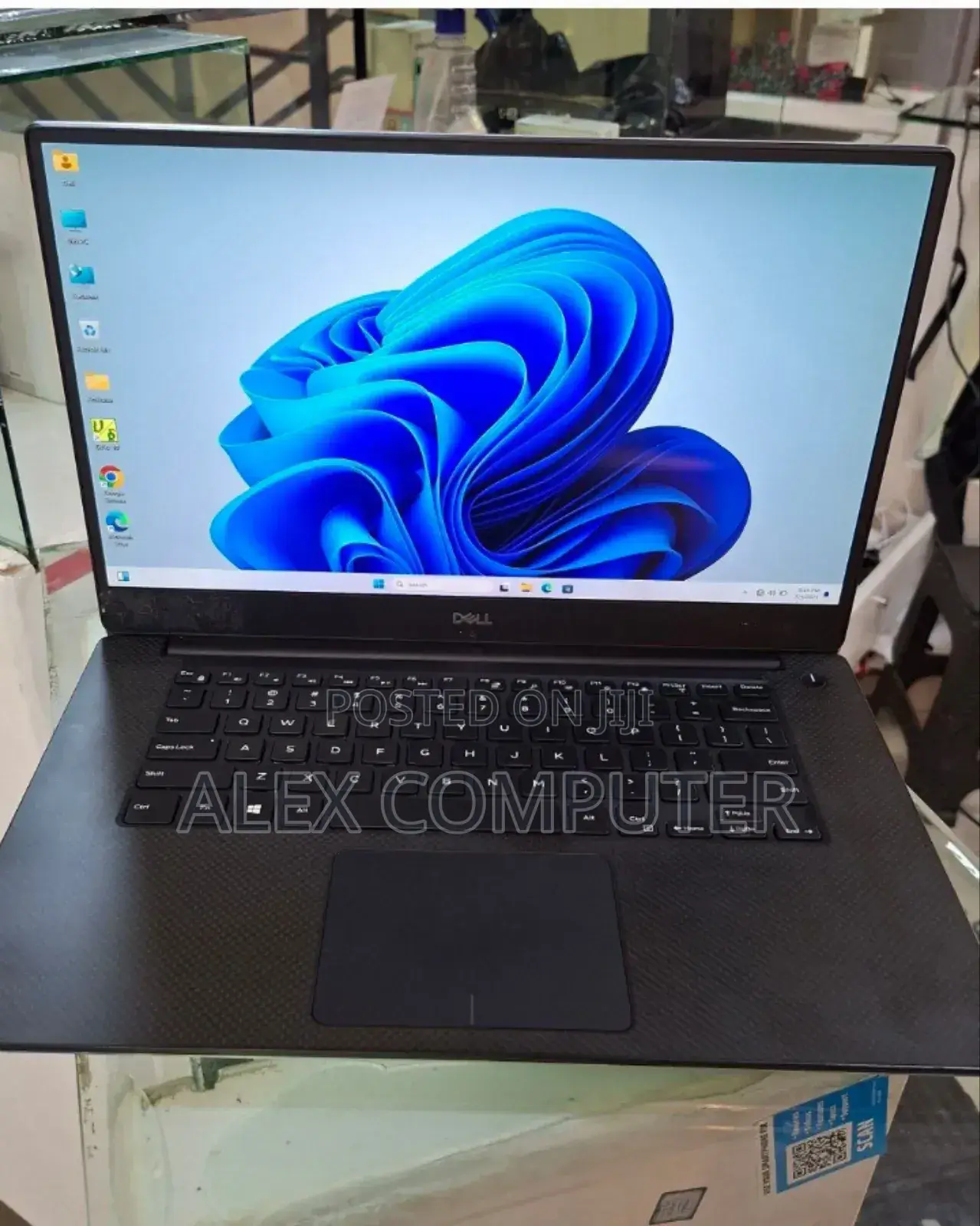 New Laptop Dell Precision 5540 16GB Intel Core I7 SSD 512GB