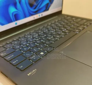 Photo - New Laptop Asus ZenBook UX510UW 16GB Intel Core I7 SSD 512GB