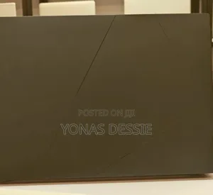 New Laptop Asus ZenBook UX510UW 16GB Intel Core I7 SSD 512GB