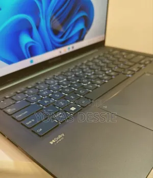 New Laptop Asus ZenBook UX510UW 16GB Intel Core I7 SSD 512GB