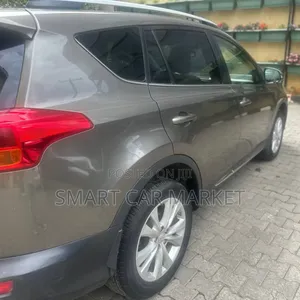 Toyota RAV4 2015 Brown