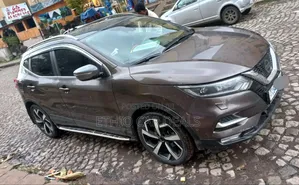Nissan Qashqai 2018 Brown