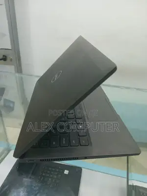 New Laptop Dell Latitude 7420 32GB Intel Core I7 SSD 512GB