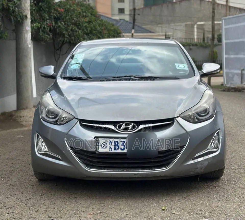 Hyundai Avante 2014 Gray