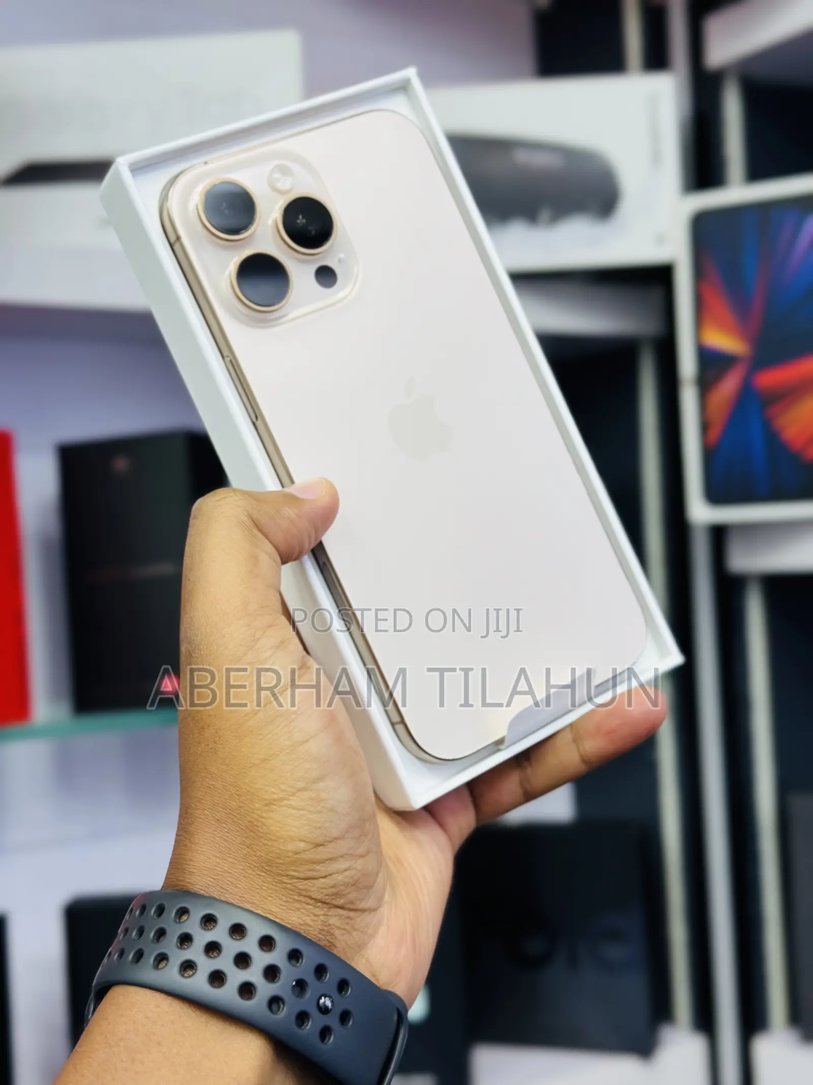 Apple iPhone 16 Pro Max 256 GB Gold