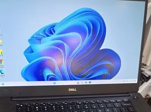 Photo - New Laptop Dell Precision 5540 16GB Intel Core I7 SSD 512GB