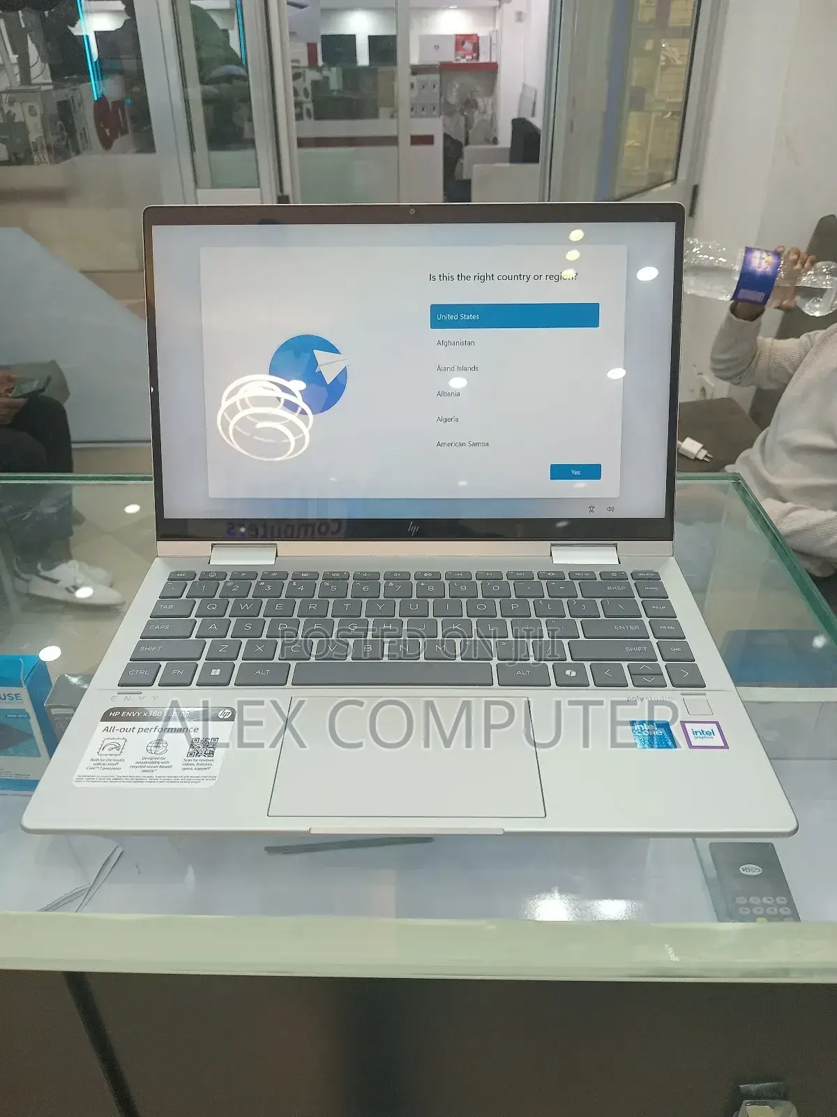 New Laptop HP Envy X360 16GB SSD 1T