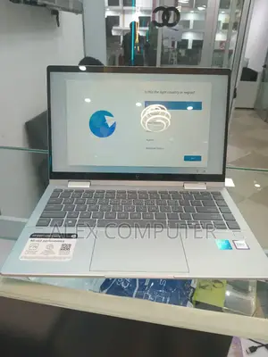 New Laptop HP Envy X360 8GB SSD 512GB