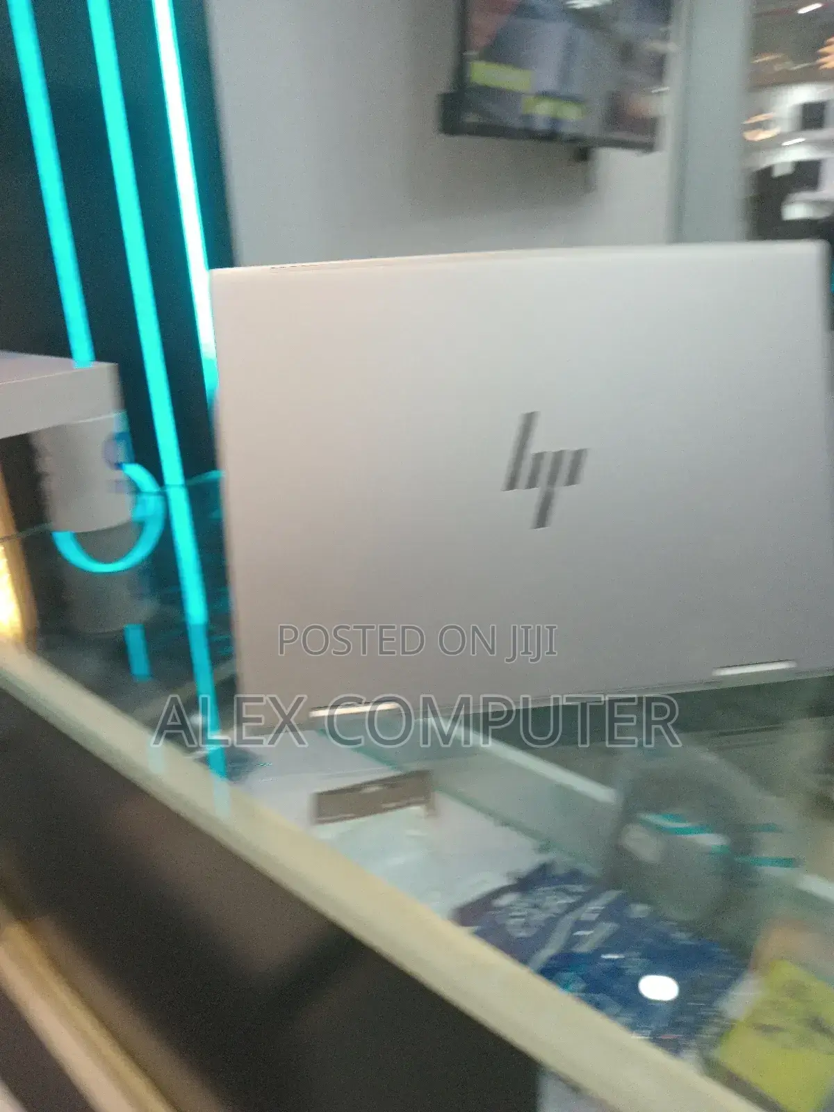 New Laptop HP Envy X360 8GB SSD 512GB