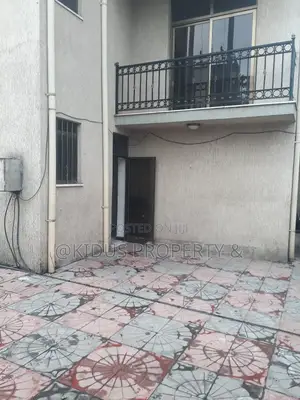 5bdrm House in Nasswe Realstate, Nifas Silk-Lafto for rent