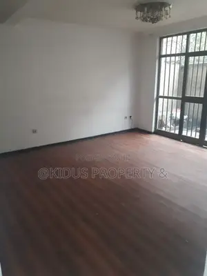 5bdrm House in Nasswe Realstate, Nifas Silk-Lafto for rent