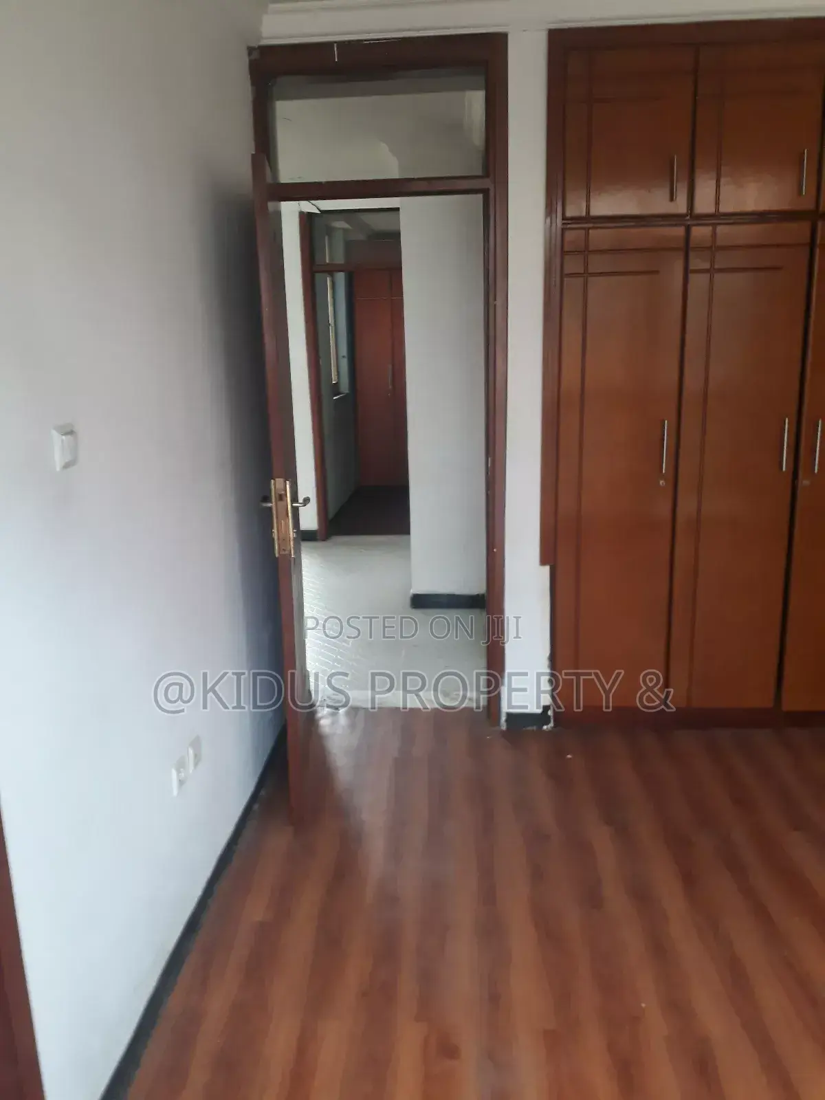 5bdrm House in Nasswe Realstate, Nifas Silk-Lafto for rent