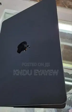 New Laptop Apple MacBook 8GB Apple M2 SSD 256GB