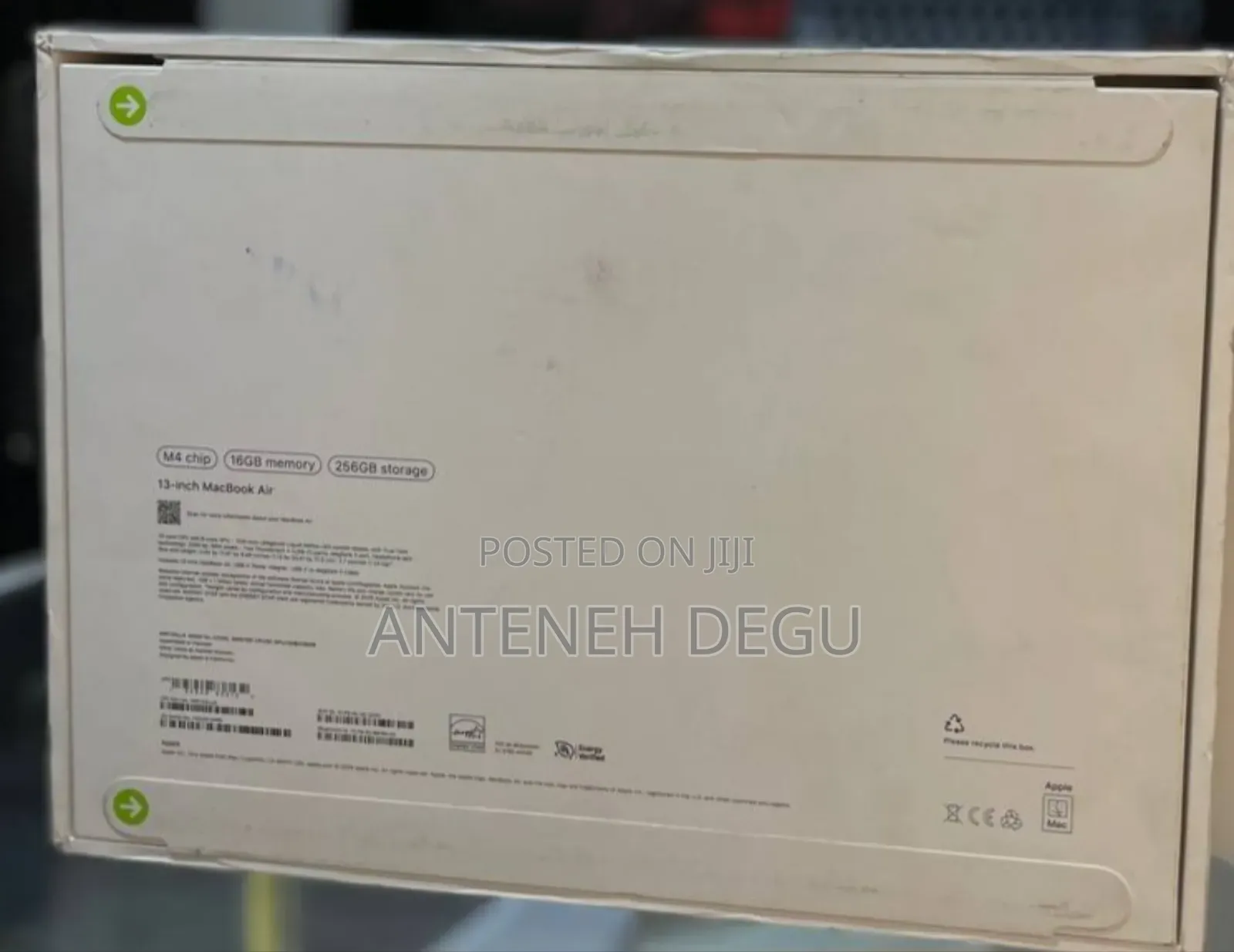 New Laptop Apple MacBook Air 2025 M4 13-Inch 16GB Apple M4 SSD 256GB