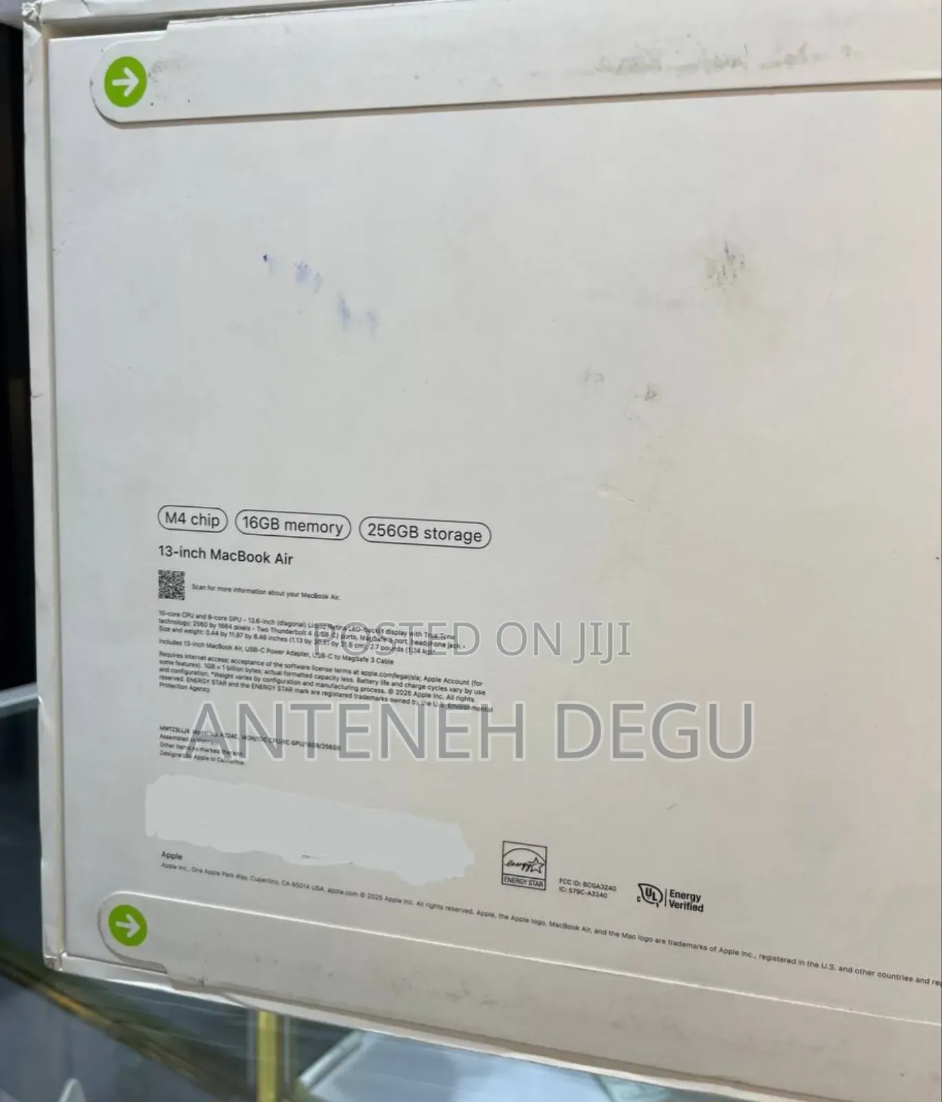 New Laptop Apple MacBook Air 2025 M4 13-Inch 16GB Apple M4 SSD 256GB