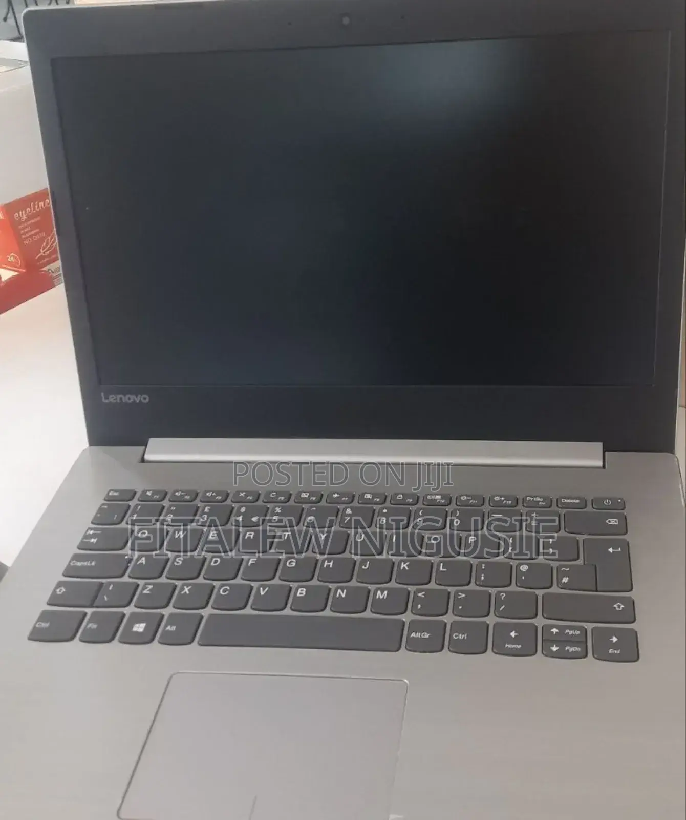 Laptop Lenovo IdeaPad 1 4GB Intel Core i5 HDD 1T