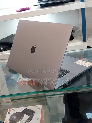 New Laptop Apple MacBook Pro 2019 16GB Intel Core I9 SSD 1T