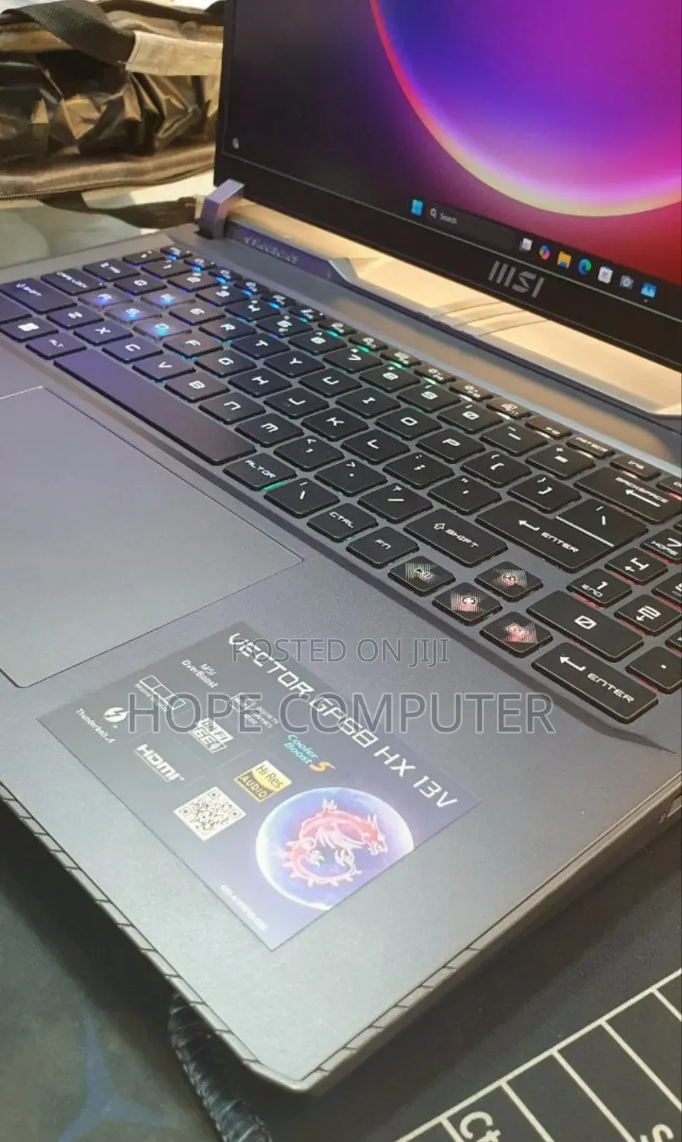 New Laptop MSI Vector 17 HX AI A2XWJG 16GB Intel Core I9 SSD 1T