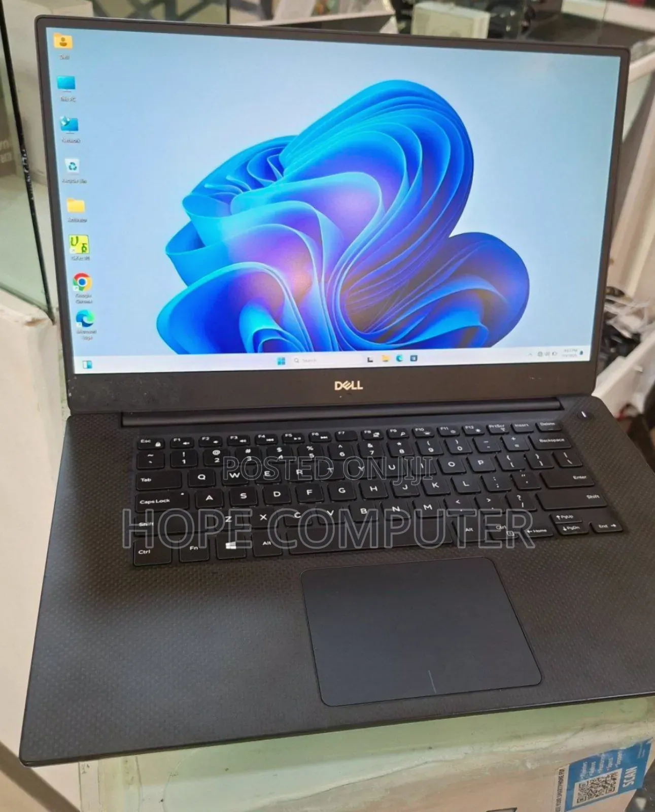 New Laptop Dell Precision 5540 16GB Intel Core I7 SSD 512GB