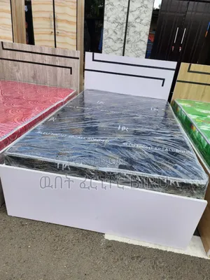 ላምኔት አልጋ ከቦድድ ፍራሽጋ በ ብር ቢቻ የሸጥን እንገኛለን