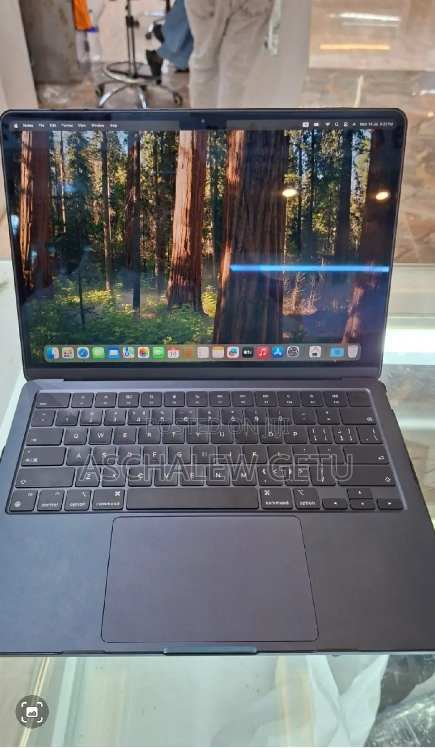 New Laptop Apple MacBook Air 2022 M2 8GB Apple M2 SSD 256GB