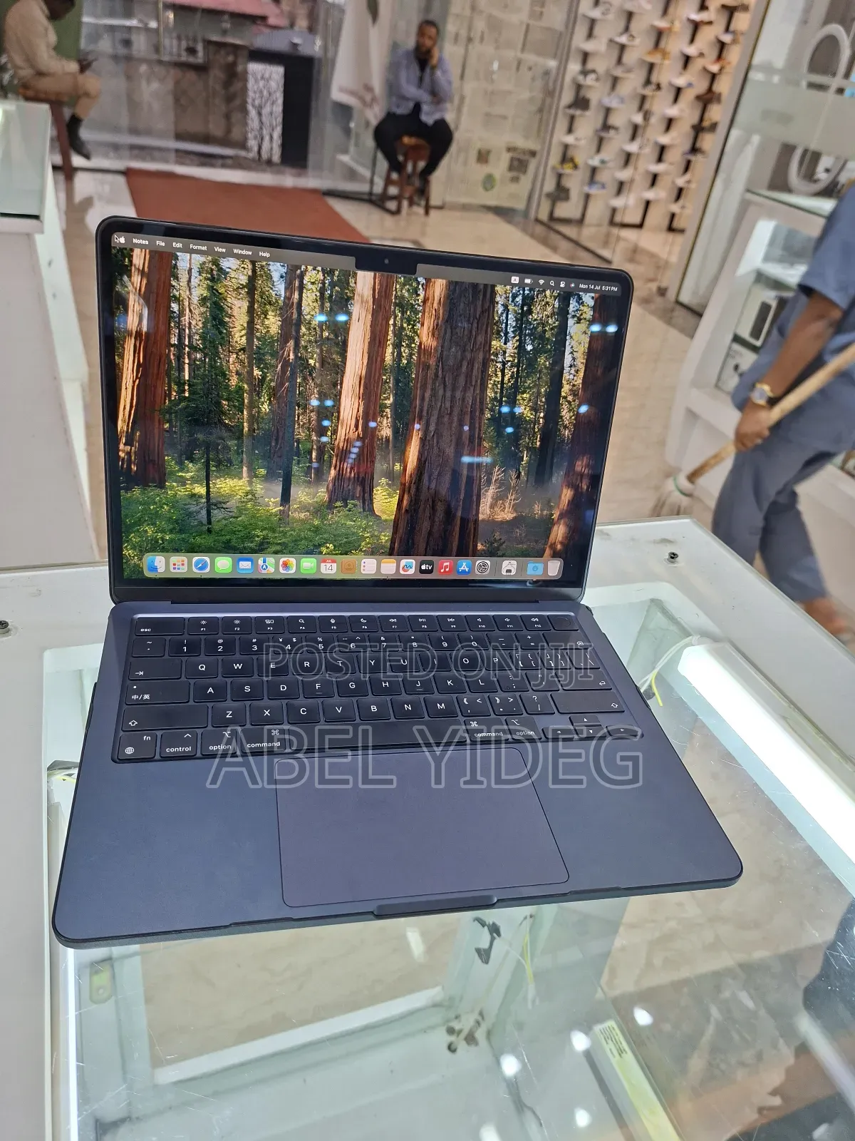 New Laptop Apple MacBook Air 8GB Apple M2 SSD 256GB