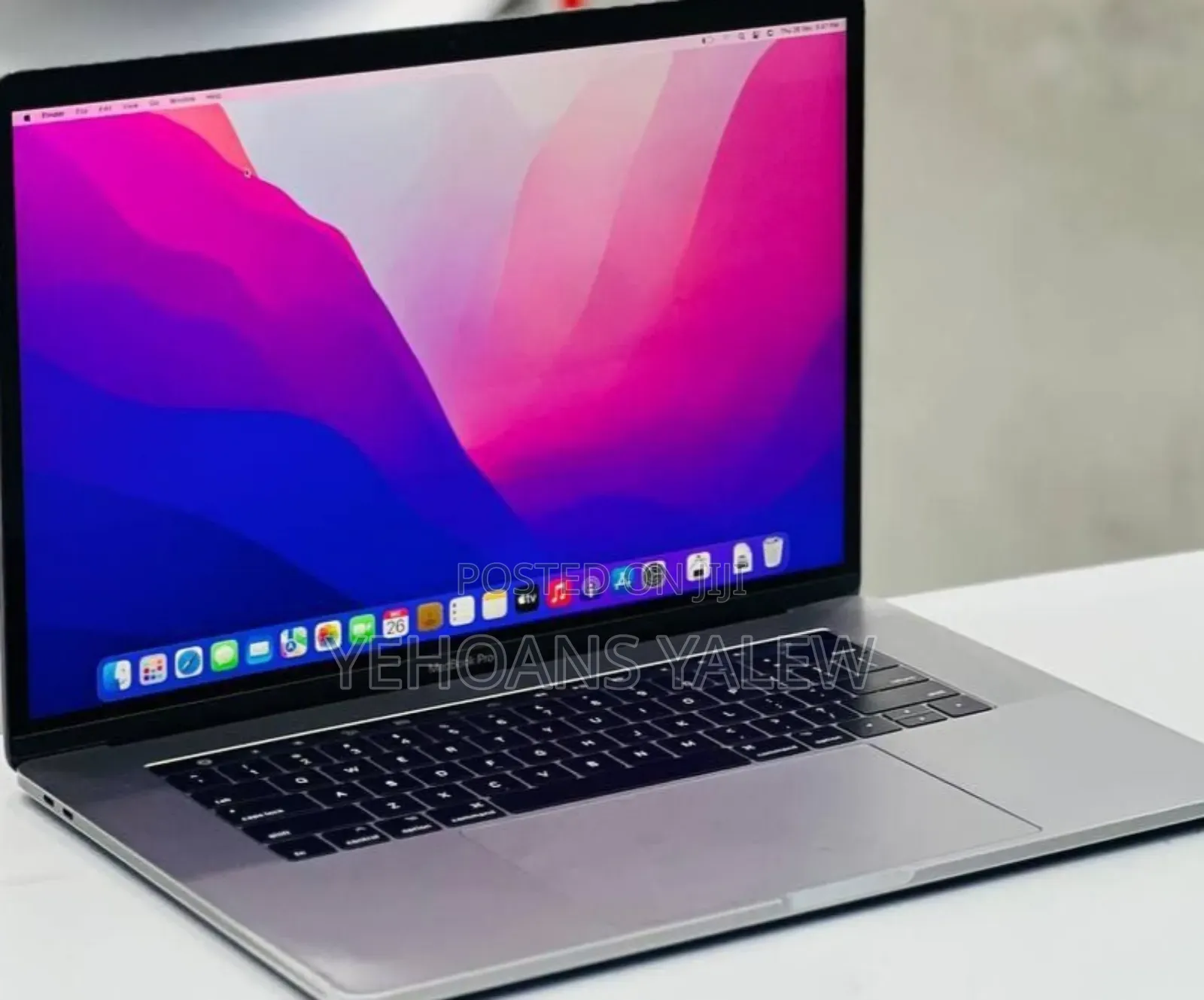 New Laptop Apple MacBook Pro 2016 16GB Intel Core I7 SSD 500GB