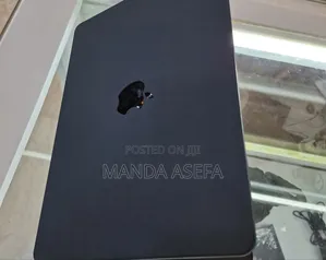 New Laptop Apple MacBook Air 8GB Apple M2 SSD 256GB