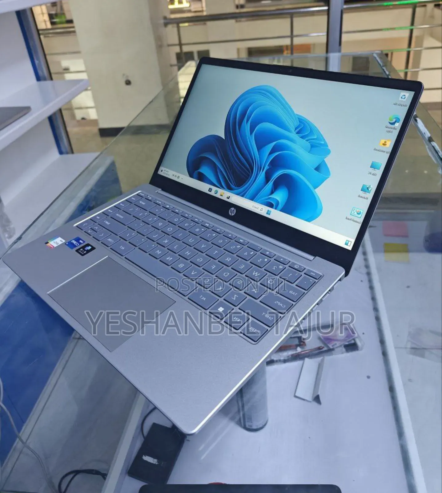 New Laptop HP Stream Notebook 16GB Intel Core I7 SSD 1T