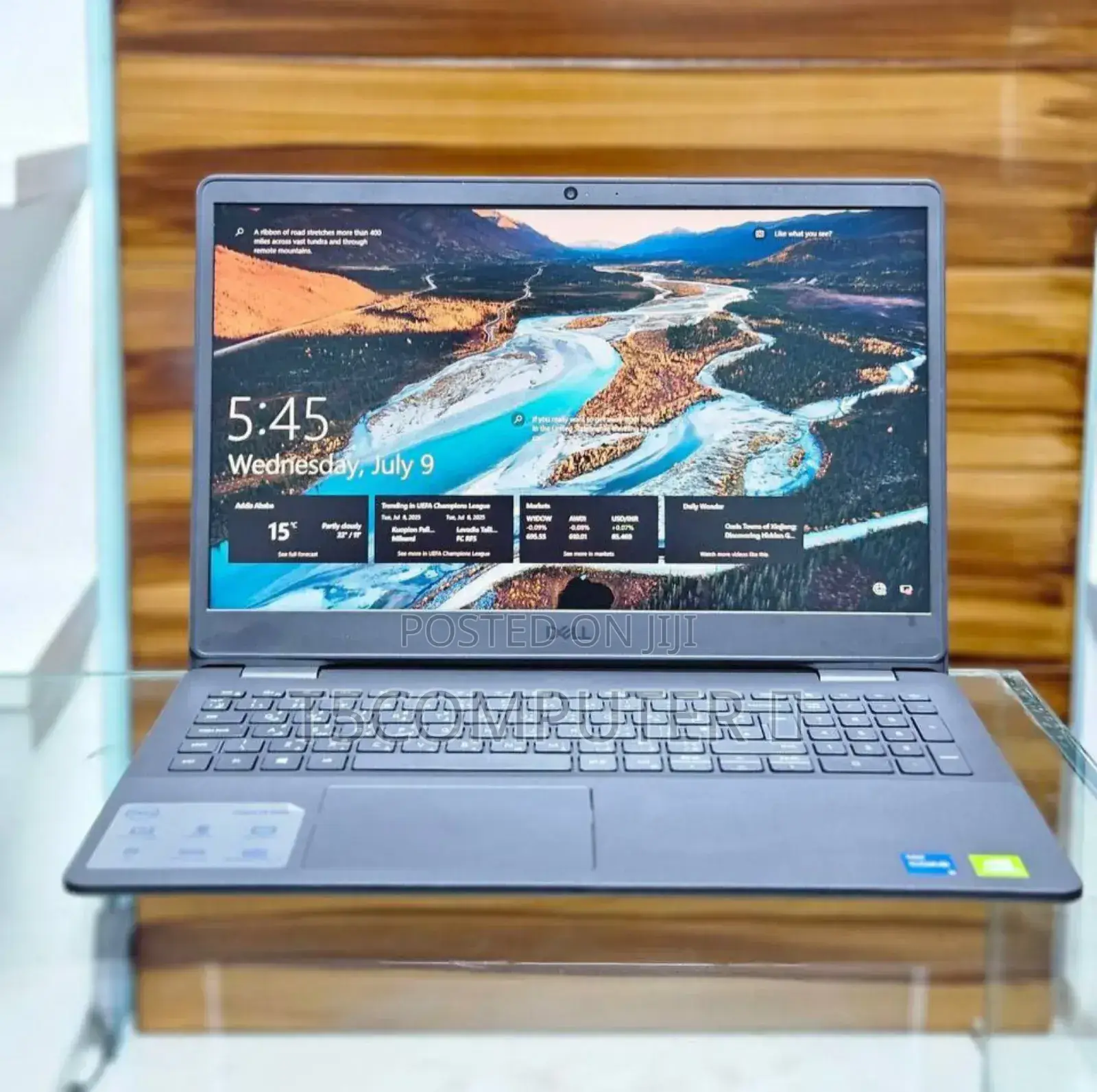 New Laptop Dell Vostro 15 3000 8GB Intel Core I5 SSD 512GB