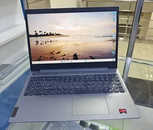 New Laptop Lenovo ThinkPad Yoga 8GB AMD Ryzen 5 SSD 256GB