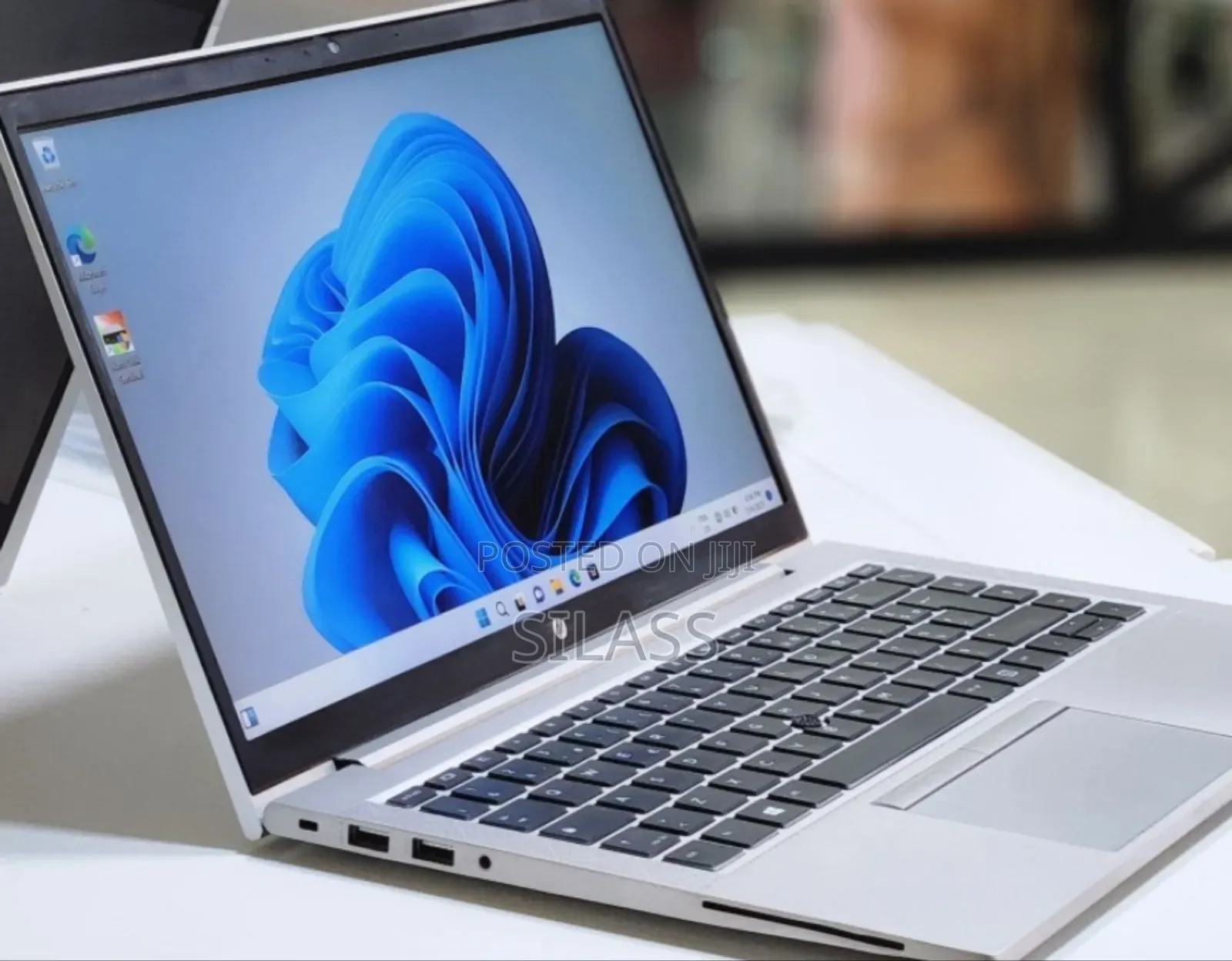 New Laptop HP EliteBook 840 G8 16GB Intel Core I5 SSD 512GB