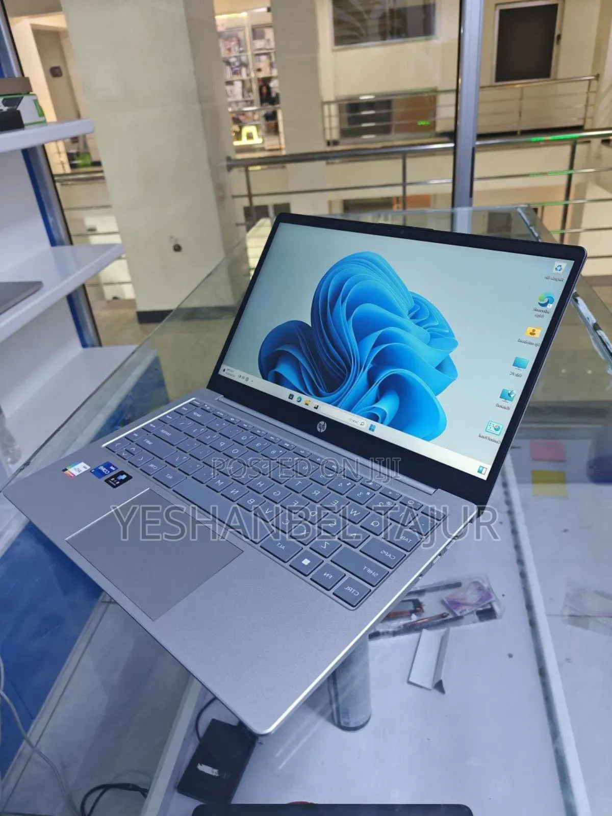 New Laptop HP Stream Notebook 16GB Intel Core I7 SSD 512GB