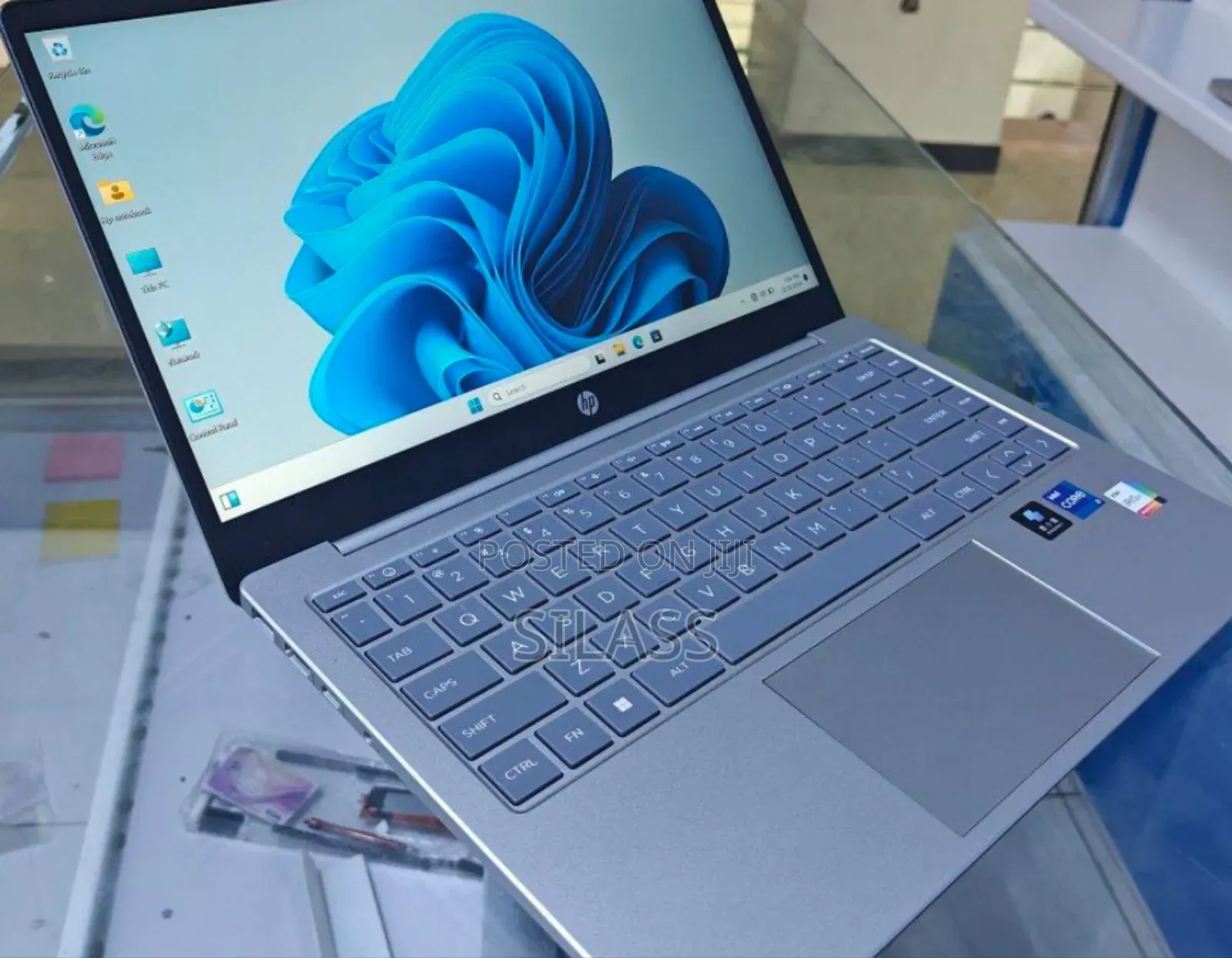 New Laptop HP Stream Notebook 16GB Intel Core i7 SSD 1T