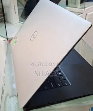 Photo - New Laptop Dell Precision 5540 16GB Intel Core I7 SSD 512GB