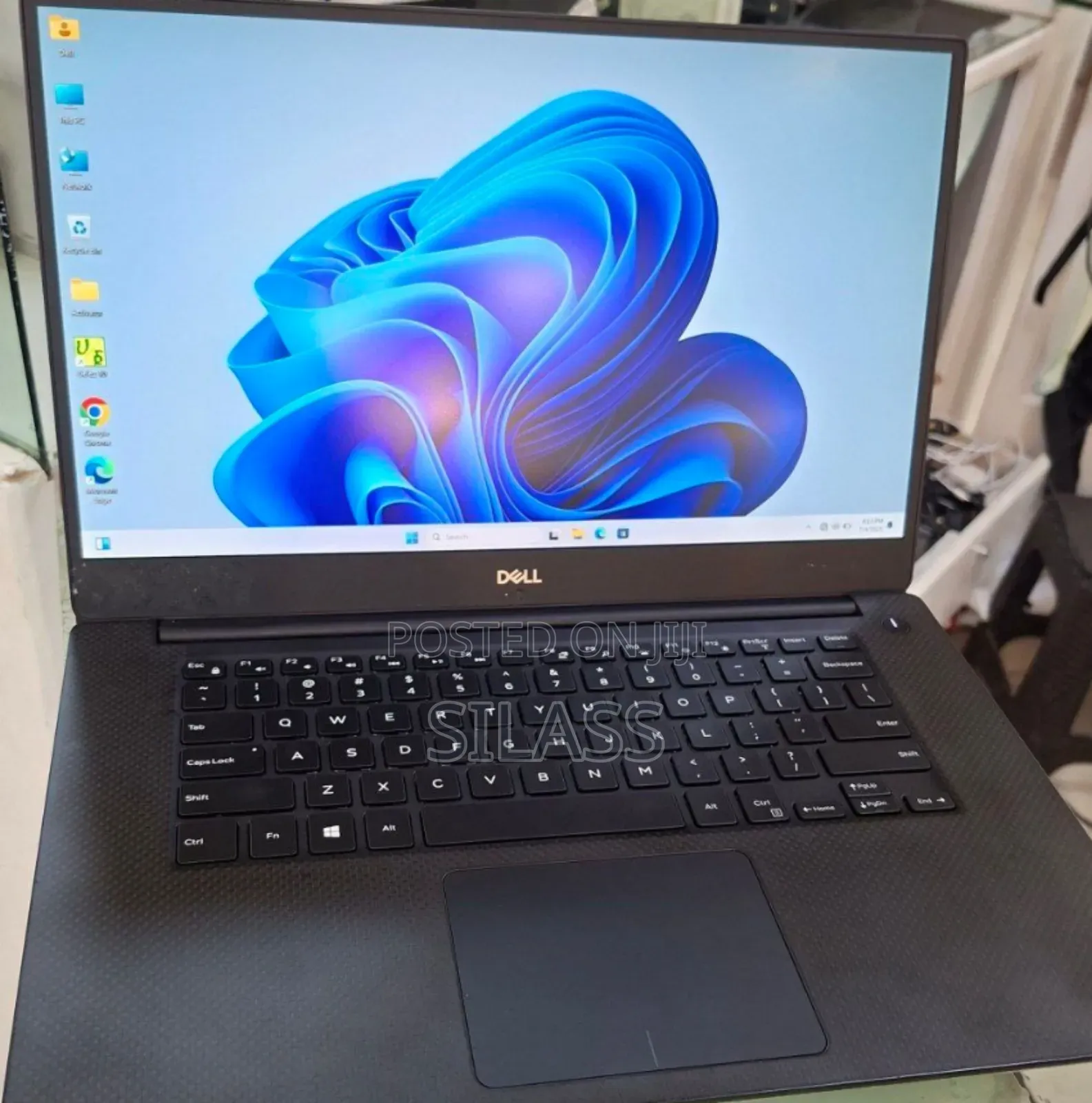 New Laptop Dell Precision 5540 16GB Intel Core I7 SSD 512GB