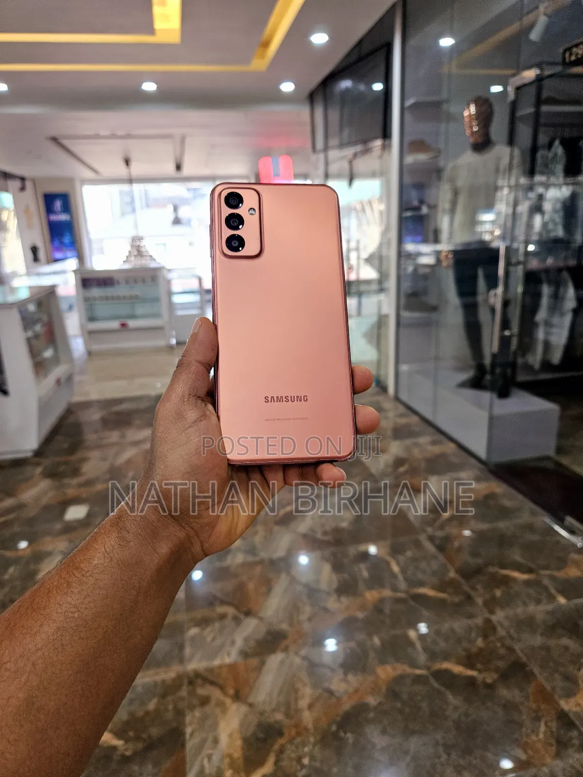 New Samsung Galaxy M23 128 GB Gold