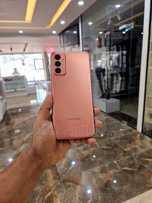 New Samsung Galaxy M23 128 GB Gold