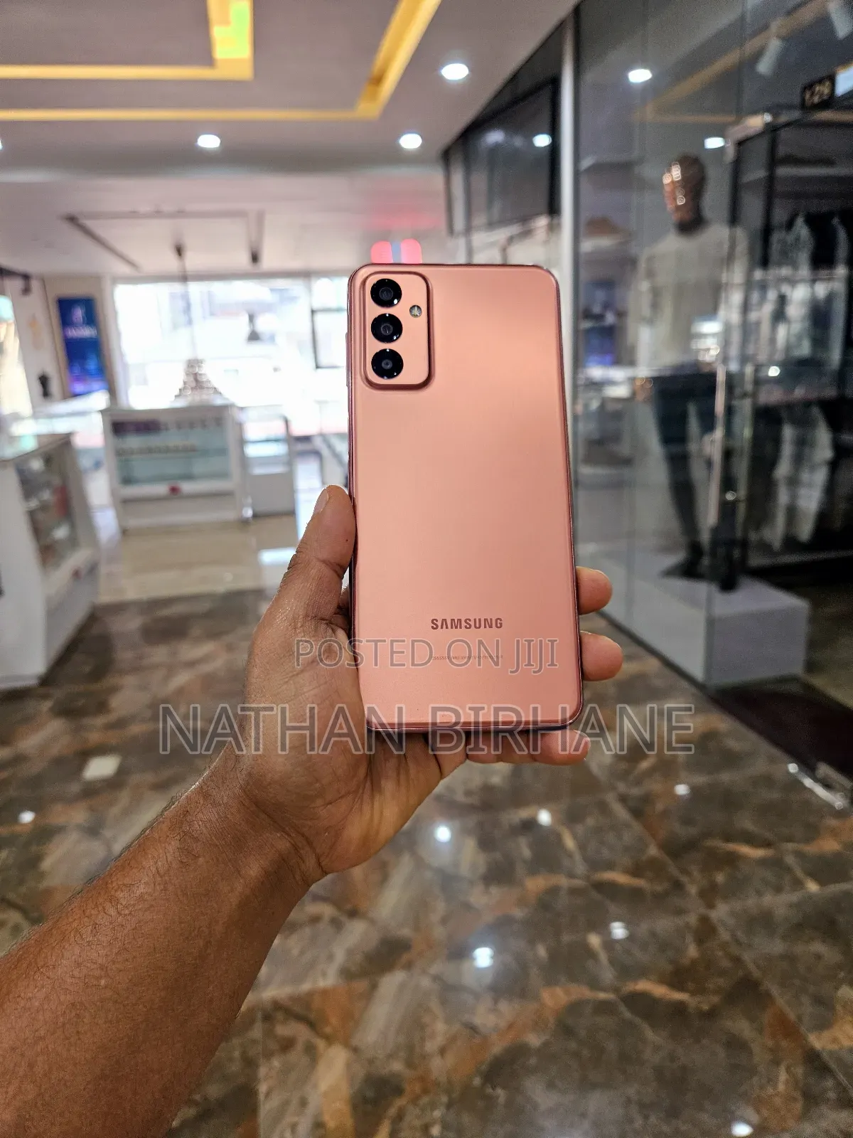 New Samsung Galaxy M23 128 GB Gold