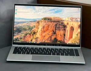 New Laptop HP EliteBook 1040 G8 16GB Intel Core I7 SSD 512GB