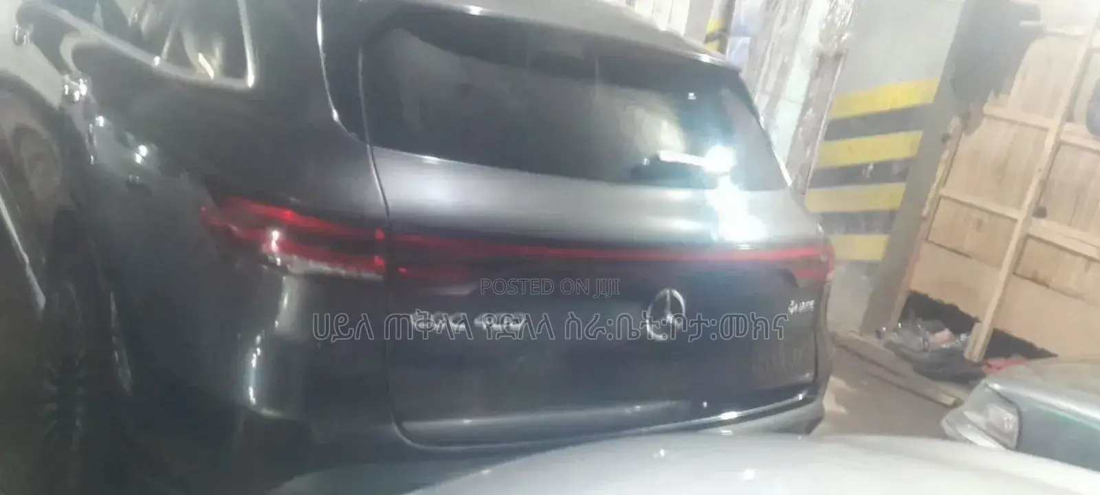 Mercedes-Benz EQC EQC400 4MATIC 2022 Gray