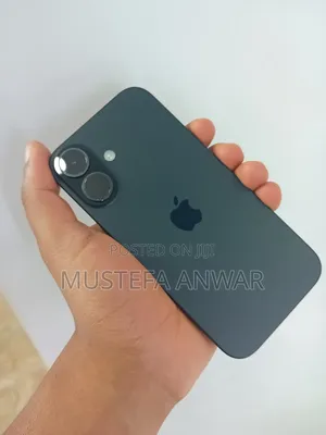 Photo - Apple iPhone 16 128 GB Black