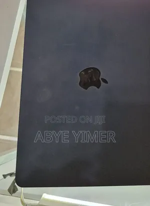 New Laptop Apple MacBook Air 2022 M2 8GB Intel Core M SSD 256GB