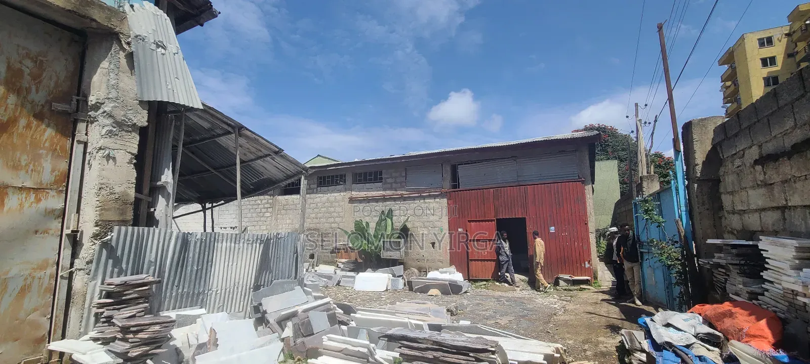 የሚሸጥ መጋዘን ቃሊቲ